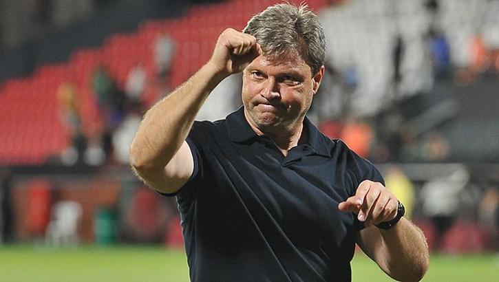 Ertuğrul Sağlam'dan 17 Ağustos vurgusu: Kocaelispor sevdalılarına ve taraftarına hediye ediyorum