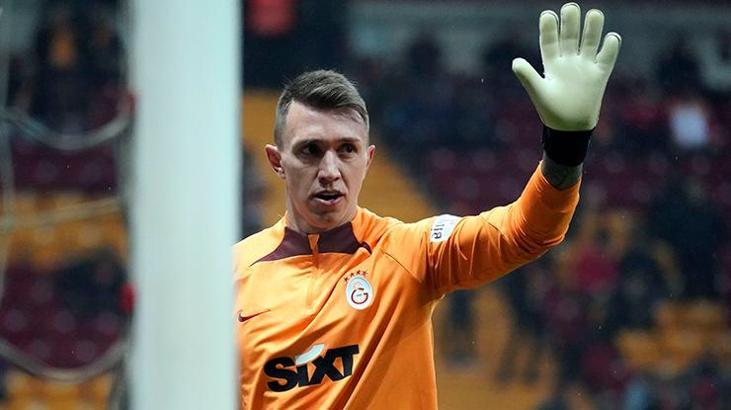 Galatasaray'da Muslera güvencesi!