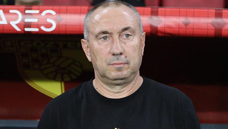 Göztepe'de Stanimir Stoilov'dan ofansif futbol vurgusu