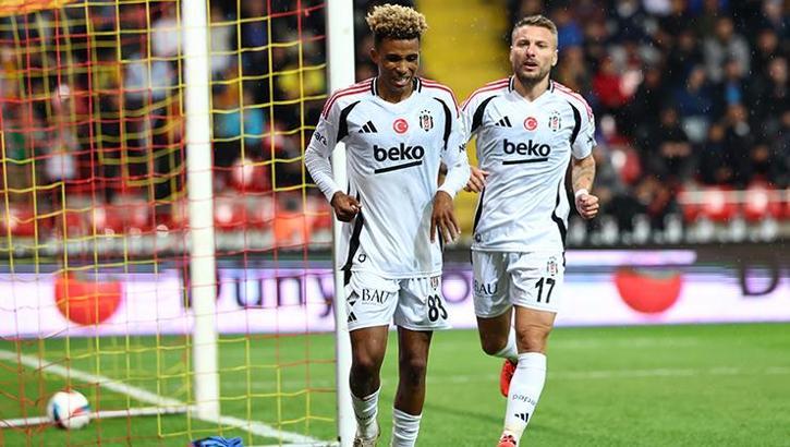 Beşiktaş'ta Gedson Fernandes rekorunu kırdı, sakatlandı
