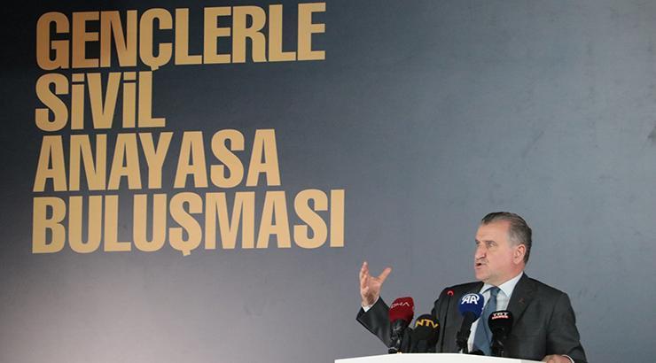 Bakan Bak: Gençlerin görüşlerini içeren toplumsal uzlaşıya çok önem veriyoruz