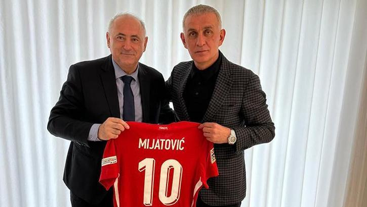 TFF Başkanı Hacıosmanoğlu'ndan Slovenya Futbol Federasyonu'na nezaket ziyareti