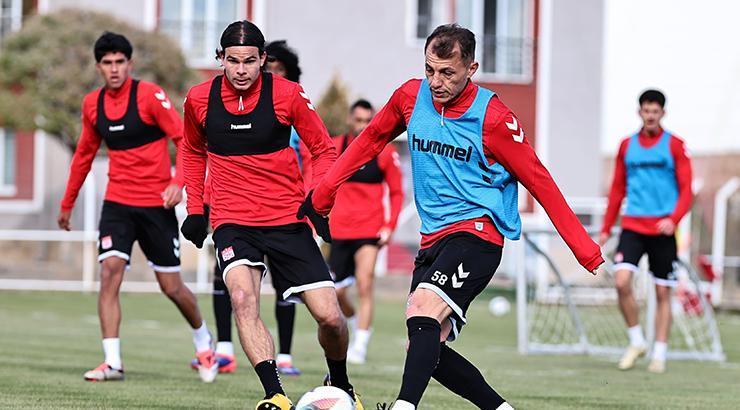 Sivasspor'da Fenerbahçe hazırlıkları sürüyor