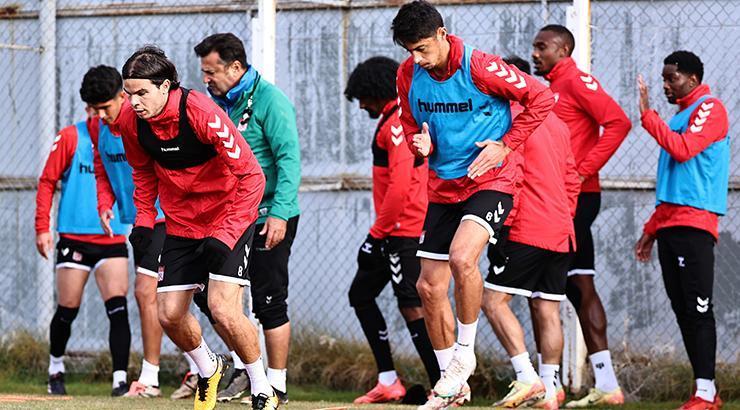 Sivasspor'da Kasımpaşa hazırlıkları sürüyor