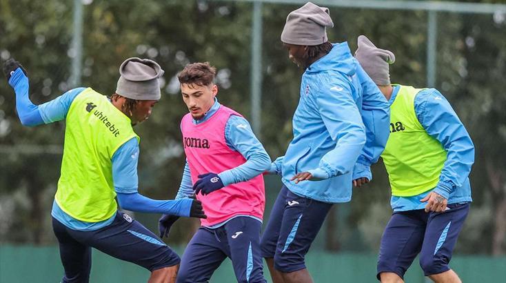 Trabzonspor, Samsunspor maçı hazırlıklarını çift antrenmanla sürdürdü