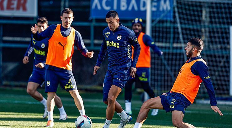 Fenerbahçe ısınma,çabukluk ve kooridnasyon çalıştı