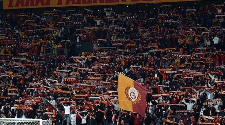 Galatasaray'da bilet devir hakkı dörde çıkarıldı