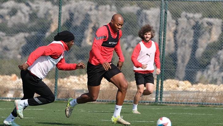 Hatayspor, Alanyaspor mesaisine devam ediyor