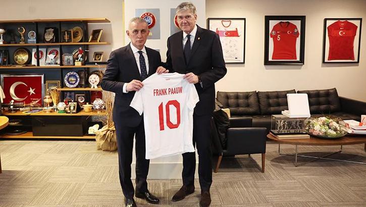 Hollanda Futbol Federasyonu Başkanı Frank Paauw'dan TFF Başkanı İbrahim Hacıosmanoğlu'na ziyaret