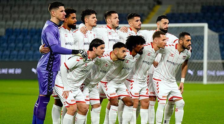 Sivasspor kötü performansta tarihe geçti!