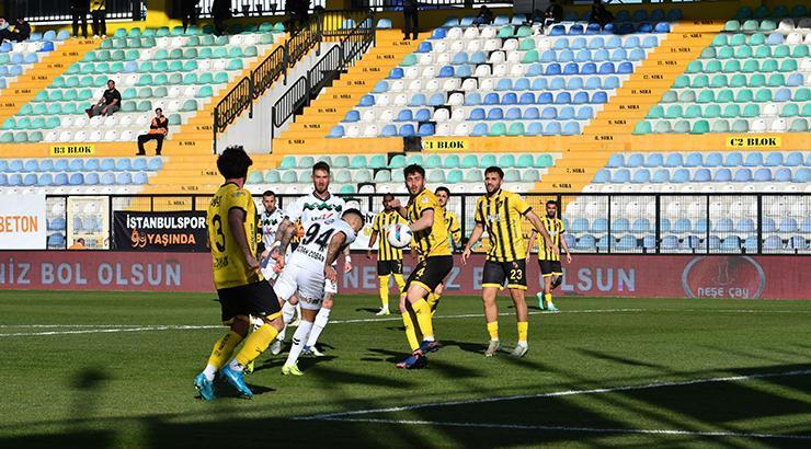 İstanbulspor - Sakaryaspor maç sonucu: 3-0