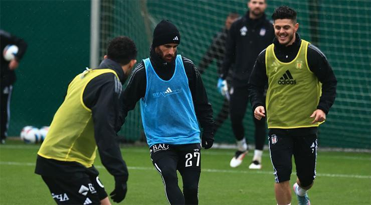 Beşiktaş'a Fenerbahçe derbisi öncesi müjde! Antrenmana katıldı