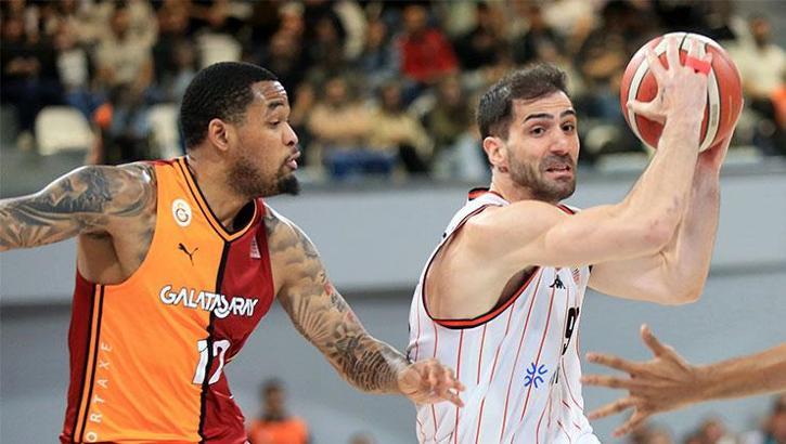 Manisa Basket evinde Galatasaray'ı farklı devirdi