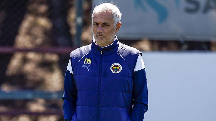 Fenerbahçe'de Mourinho'nun Beşiktaş derbisi planı hazır! Sakatların durumu netleşiyor...