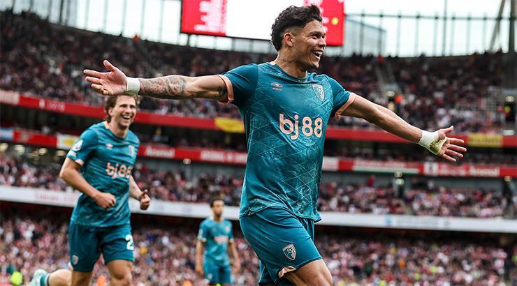 Arsenal evinde Bournemouth'a yenildi