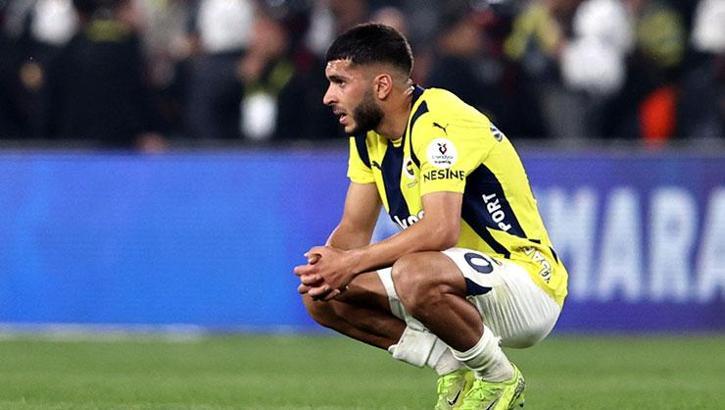 Fenerbahçe, Kadıköy'de kaybettiği puanlarla havlu attı