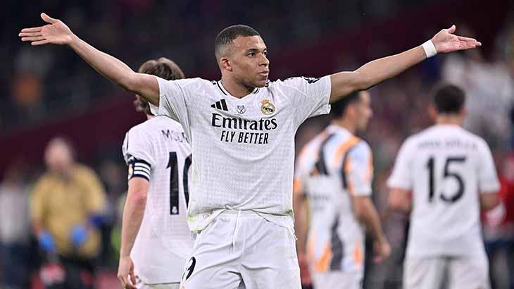 Why Real Madrid players are whistled by their own fans? Di Stefano to Mbappe...