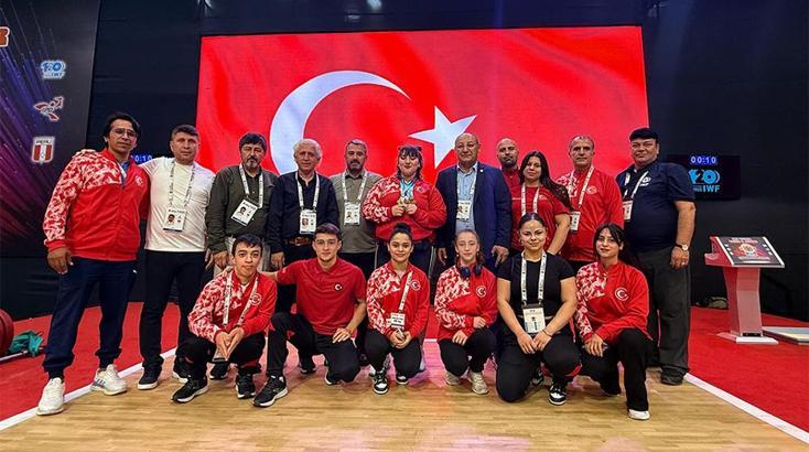 Fatmagül Çevik, Peru'da madalya bırakmadı!
