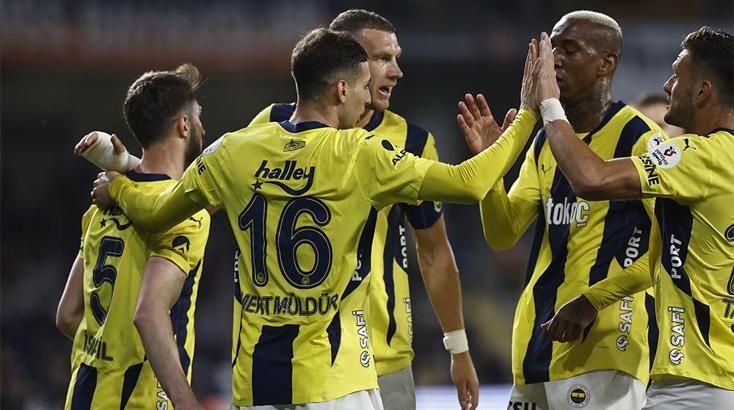 Fenerbahçe, deplasmanda üst üste 4. maçını kazandı