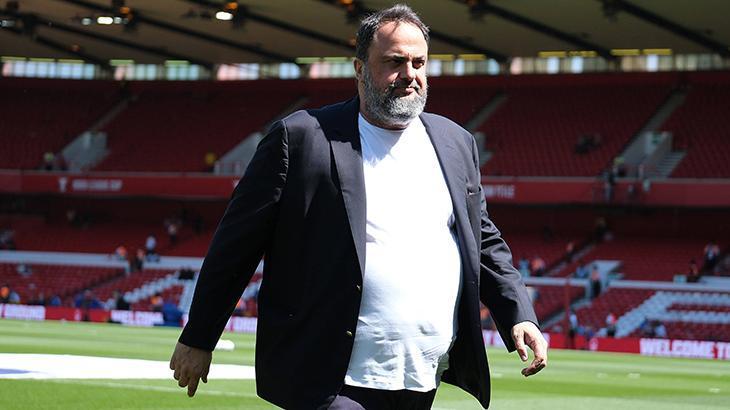 Nottingham Forest owner Marinakis confronted Nuno on pitch: 'Scandalous'