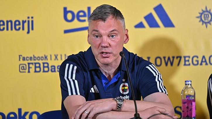Fenerbahçe Beko Başantrenörü Jasikevicius'tan Galatasaray ve Panathinaikos sözleri: Zor duruma sokmamız lazım