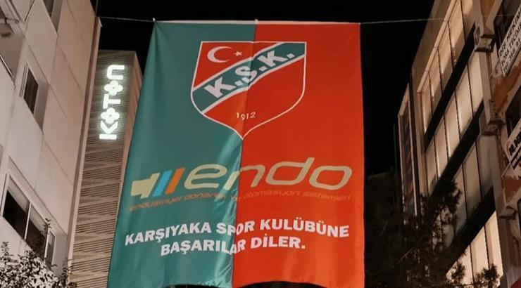 Tüm Karşıyaka'da bayrak asıldı