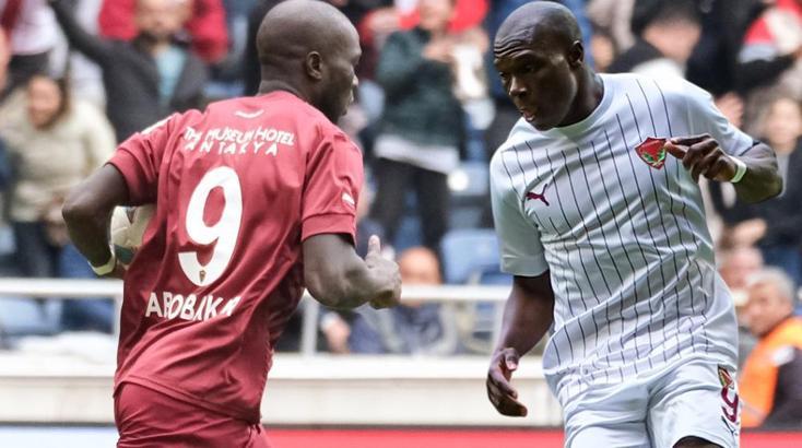 Aboubakar sözleşmesini feshetti! Resmen açıklandı, işte yeni adresi