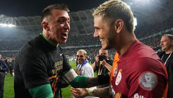 Galatasaray'da Mauro Icardi'den Fernando Muslera'ya: 'Bir yıl daha kal!'