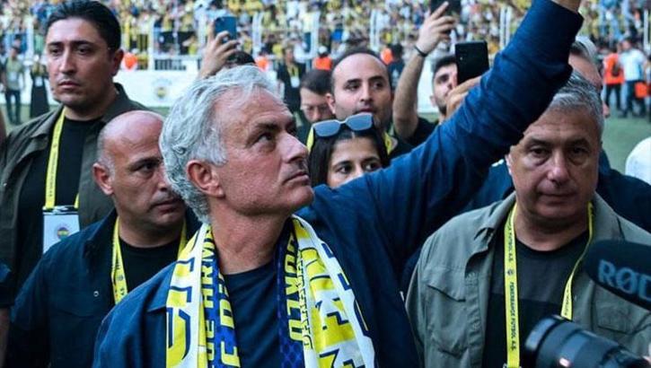 Jose Mourinho is the biggest candidate for Manchester United!