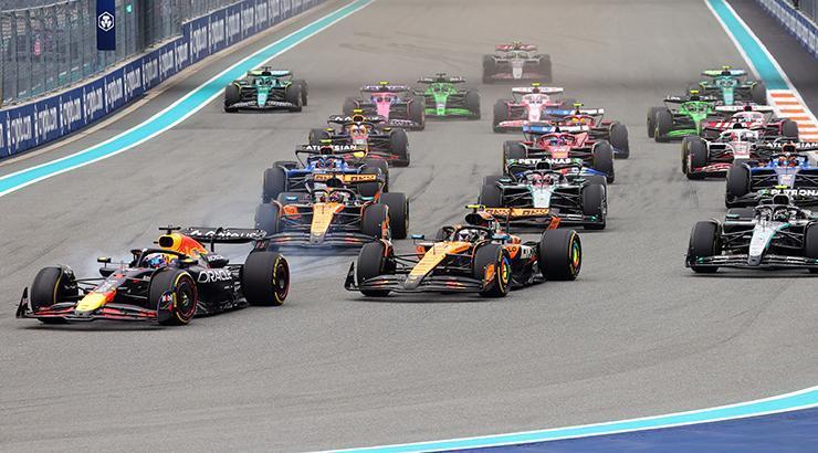 Formula 1'de sonraki durak Emilia Romagna Grand Prix'si