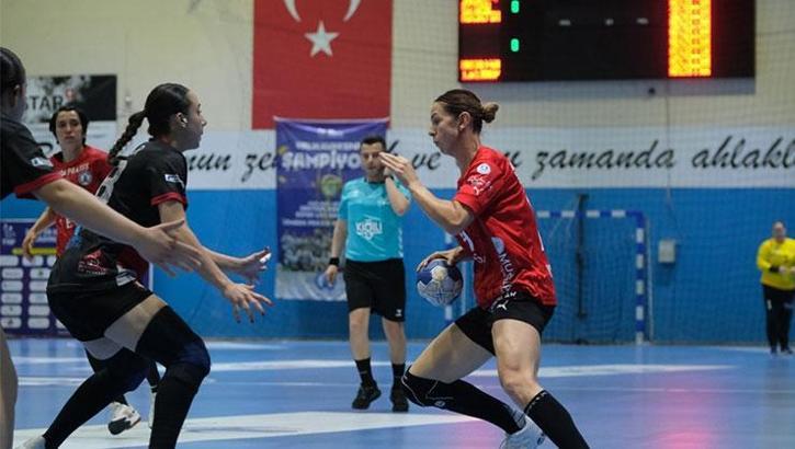 Adasokağı deplasmanda kazandı! Seriyi eşitledi