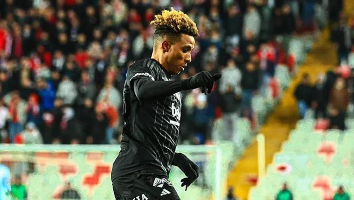 Beşiktaş'ın Alanyaspor maçı kamp kadrosu açıklandı! Gedson Fernandes kafilede yok...