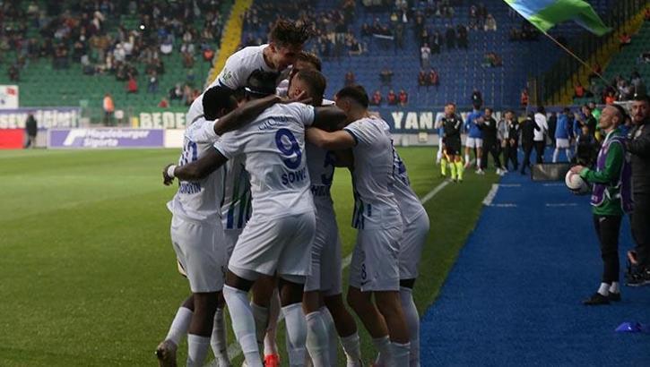 Gol düellosunda kazanan Çaykur Rizespor | Çaykur Rizespor 6-3 Göztepe maç sonucu