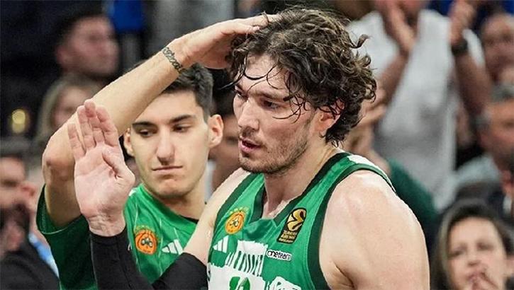 Cedi Osman'ın 19 Mayıs paylaşımı Yunanistan'ı karıştırdı 'Tahrik edici'