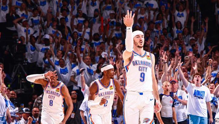 Konferans finalinde Oklahoma öne geçti