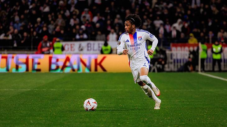 Liverpool eyes Belgian star to replace Barcelona's target Luis Diaz