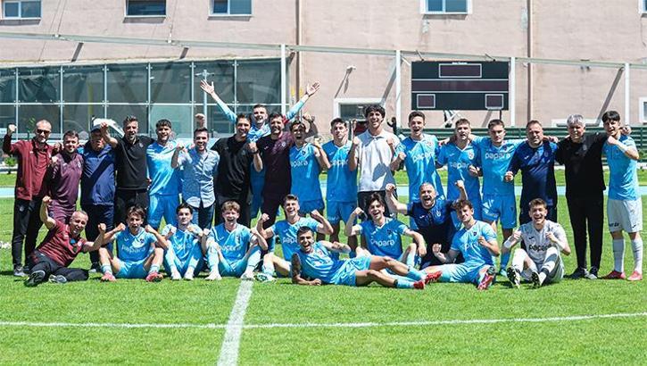 Trabzonspor U19 takımı sezonu şampiyon tamamladı