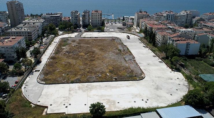 Karşıyaka stadını istiyor!