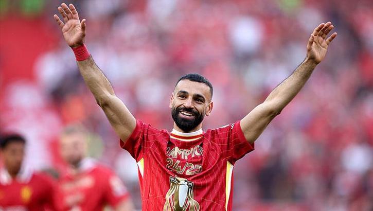 Premier Lig'de sezonun futbolcusu Muhammed Salah seçildi