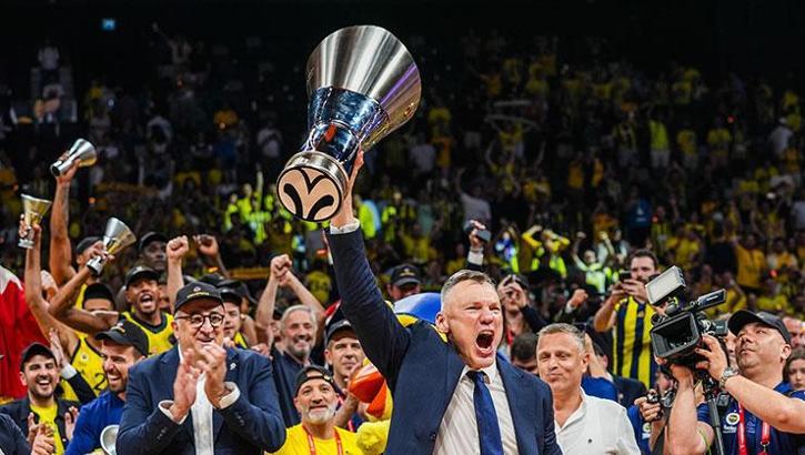 Fenerbahçe başantrenörü Sarunas Jasikevicius: 'Omuzlarımda büyük bir yük vardı'