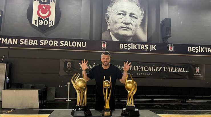 Ozan Arifoğlu: Hayatımın üçte ikisi bu camiada geçti