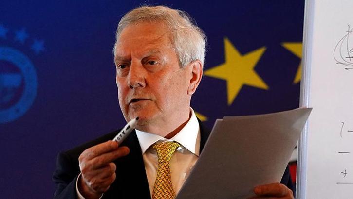 Fenerbahçe'nin eski başkanı Aziz Yıldırım'dan adaylık açıklaması! 'Eğer camiamız sorumluluk üstlenmem gerektiğini düşünüyor ise...'