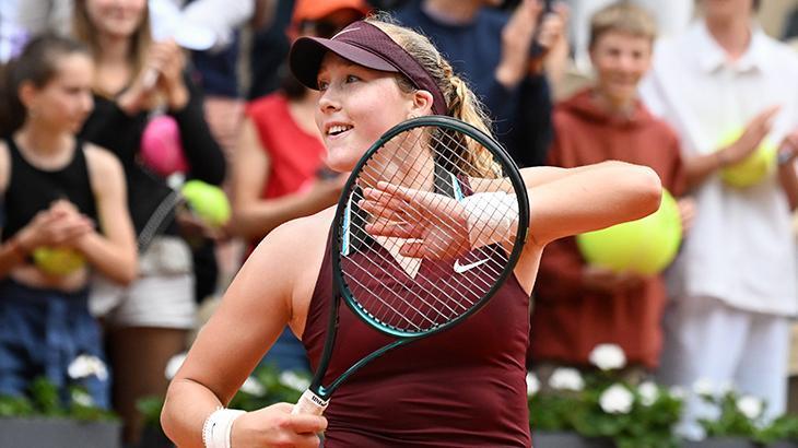Mirra Andreeva's 'lucky charm' fuels third-round triumph in the French Open