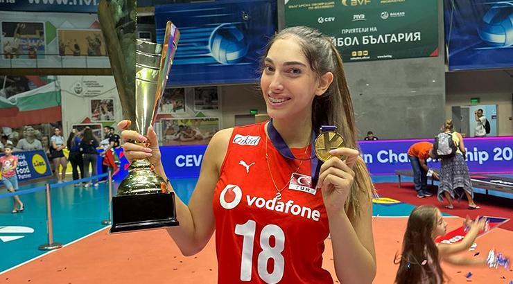 Aydın Büyükşehir Belediyespor Selen Köse'yi aldı
