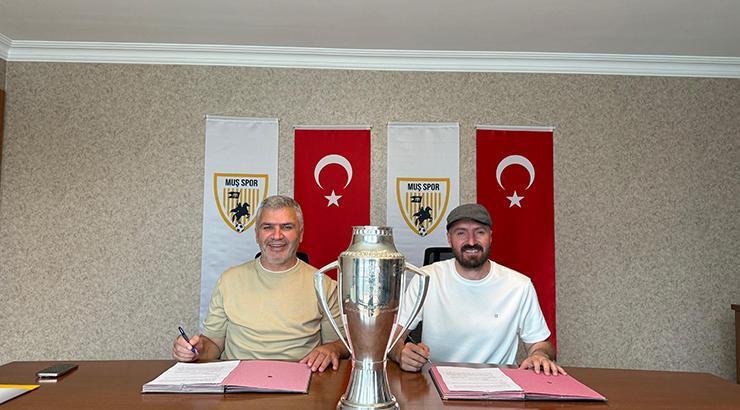 Muşspor, Fatih Çardak ile yola devam kararı aldı