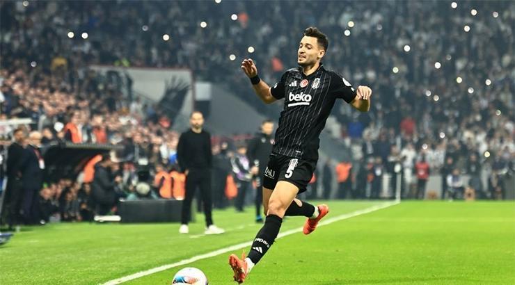 Beşiktaş'ta sezonun en hırçını Tayyip Talha Sanuç