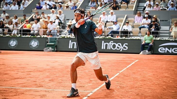 Musetti storms into maiden Roland Garros semi-final, defeating Tiafoe