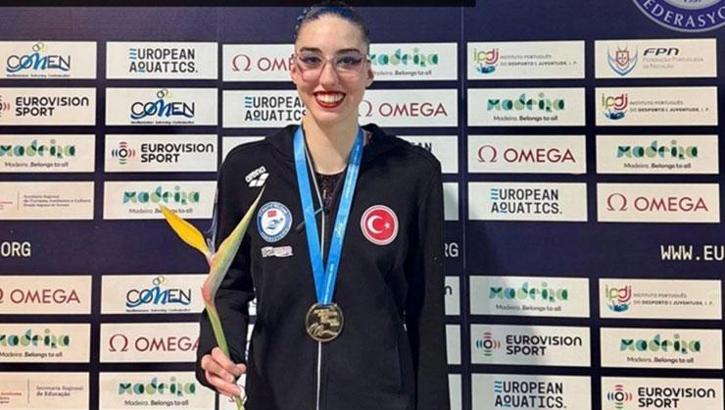Milli yüzücüler gümüş madalya kazandı