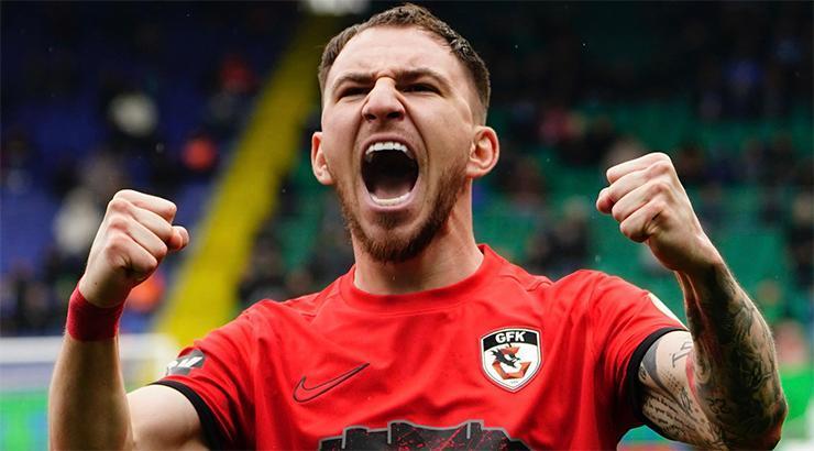 Gaziantep FK'da Maxim tarihe geçti