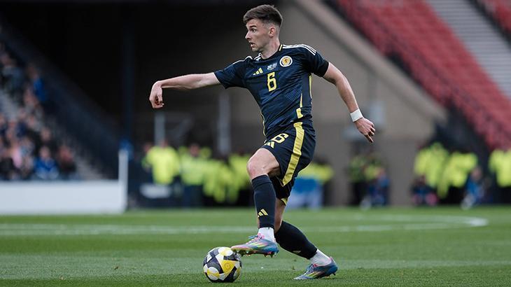 Kieran Tierney completes five-year Celtic homecoming